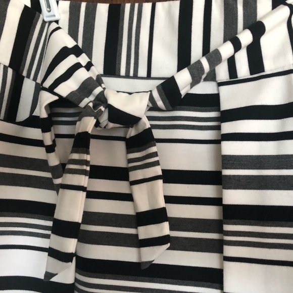 CABI ‘GRANDSTAND’ FAUX WRAP SKIRT-EUC! - Picture 8 of 10